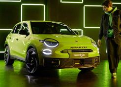 Abarth 600e photo shooting